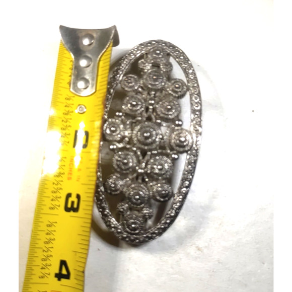 Goodies Circles Silver Tone Hair Barrette Tension Clip Roman Shield Design - Picture 8 of 9